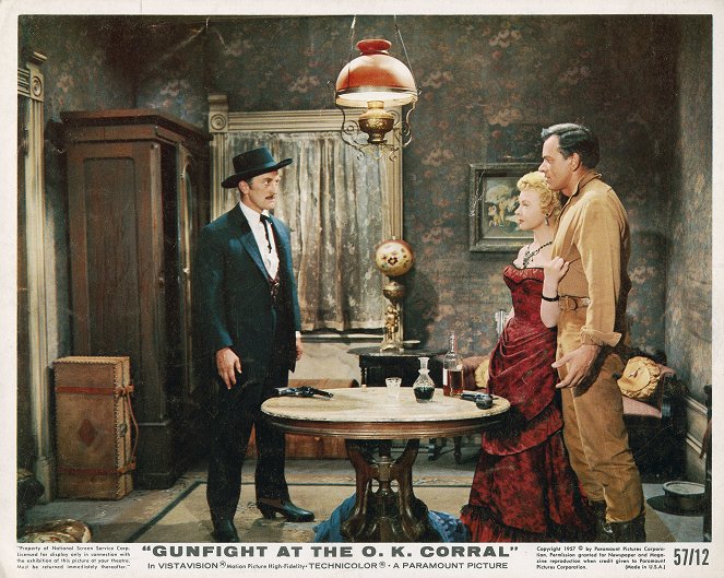 Gunfight at the O.K. Corral - Lobby Cards - Kirk Douglas, Jo Van Fleet, John Ireland