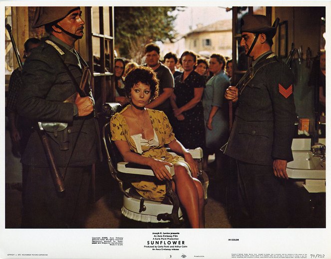 Auringonkukkia - Mainoskuvat - Sophia Loren