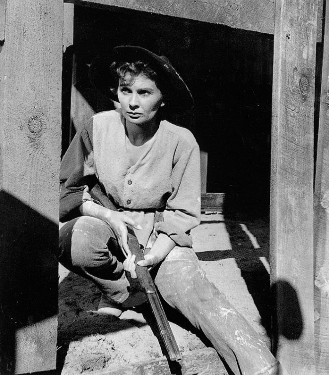 The Big Country - Photos - Jean Simmons