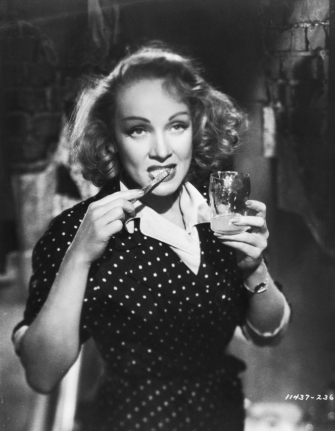 Eine auswärtige Affäre - Filmfotos - Marlene Dietrich