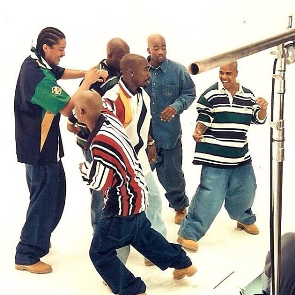 Tupac Shakur feat. Outlawz: Hit 'Em Up - Kuvat kuvauksista