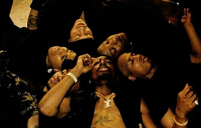 Tupac Shakur feat. Outlawz: Hit 'Em Up - Filmfotók - Tupac Shakur