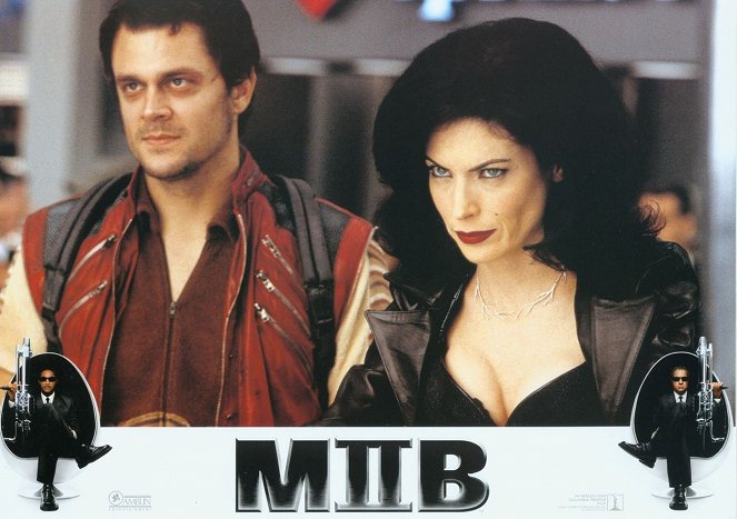 Men in Black II - Lobbykarten - Johnny Knoxville, Lara Flynn Boyle