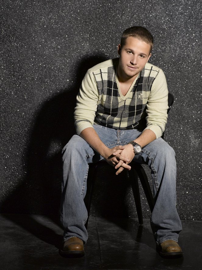 Desperate Housewives - Promo - Shawn Pyfrom
