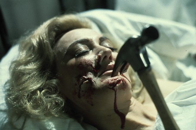 Blood and Lace - Do filme