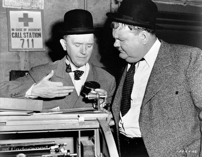 Dick und Doof: Die Leibköche seiner Majestät - Dreharbeiten - Stan Laurel, Oliver Hardy
