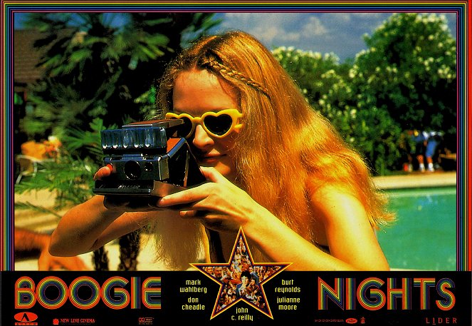 Boogie Nights - Vitrinfotók - Heather Graham