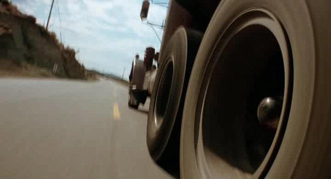 El diablo sobre ruedas - De la película