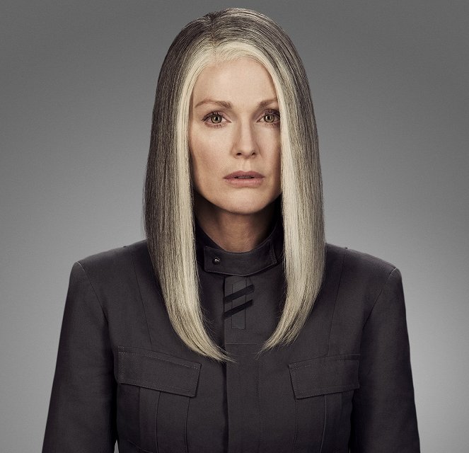 Die Tribute von Panem: Mockingjay Teil 1 - Werbefoto - Julianne Moore