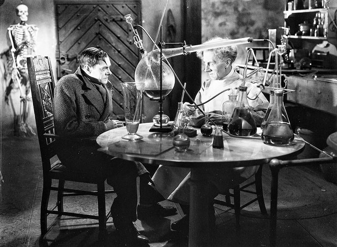 Frankenstein menyasszonya - Filmfotók - Colin Clive, Ernest Thesiger