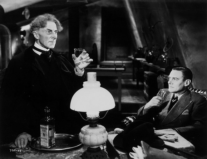 Frankensteinova nevěsta - Z filmu - Ernest Thesiger, Colin Clive