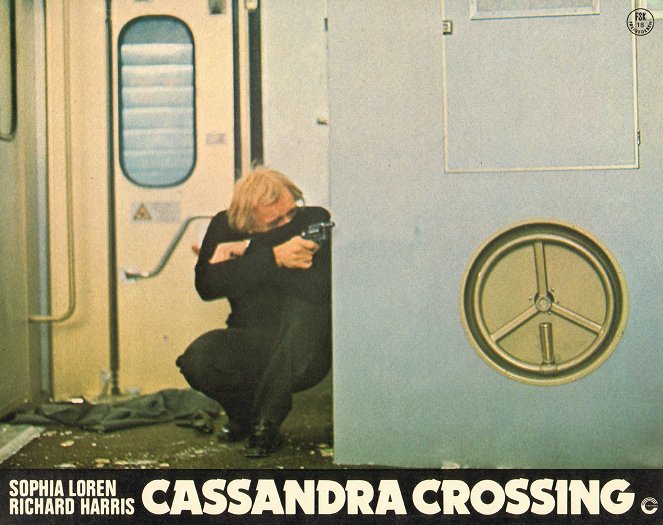 The Cassandra Crossing - Lobby Cards - Richard Harris