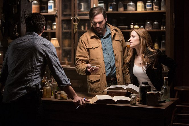 Grimm - Over My Dead Body - Do filme - Silas Weir Mitchell, Jaime Ray Newman