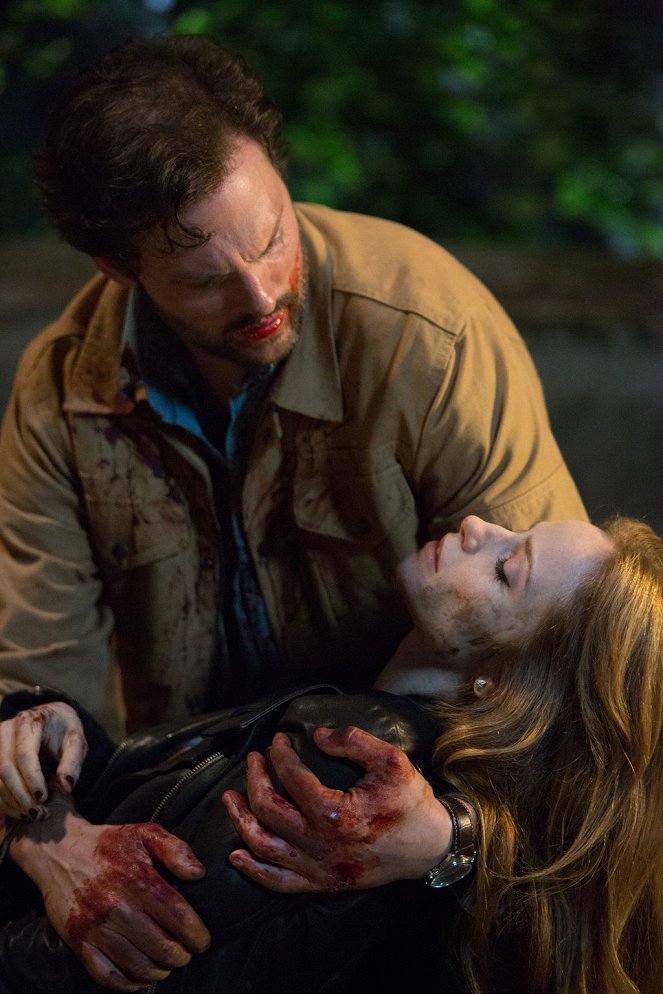 Grimm - Csak a holttestemen át! - Filmfotók - Silas Weir Mitchell, Jaime Ray Newman