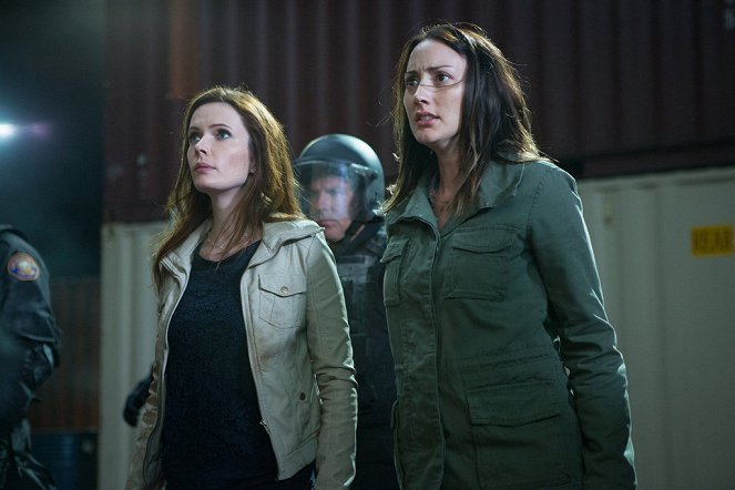 Grimm - Season 3 - The Ungrateful Dead - Photos - Elizabeth Tulloch, Bree Turner