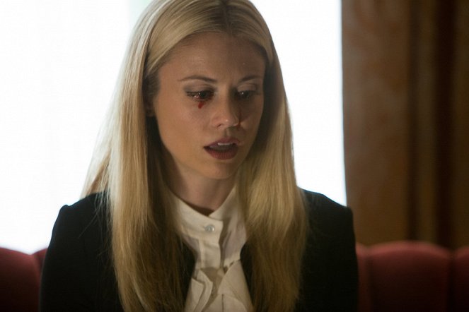 Grimm - A Dish Best Served Cold - Van film - Claire Coffee