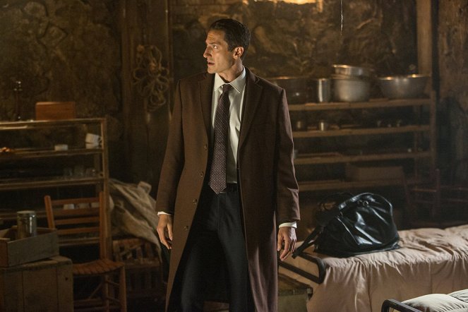 Grimm - Stories We Tell Our Young - De la película - Sasha Roiz