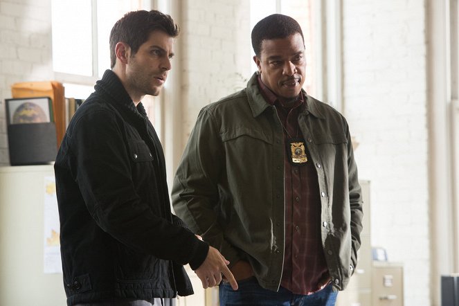 Grimm - Kanálníci - Z filmu - David Giuntoli, Russell Hornsby