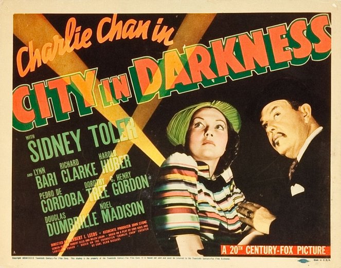 Charlie Chan in City in Darkness - Lobbykaarten