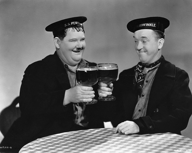 2 x Dick und 2 x Doof - Spuk aus dem Jenseits - Werbefoto - Oliver Hardy, Stan Laurel