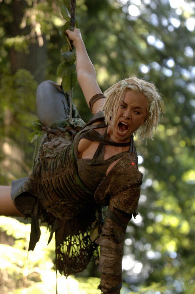 In the Name of the King: A Dungeon Siege Tale - Van film - Kristanna Loken