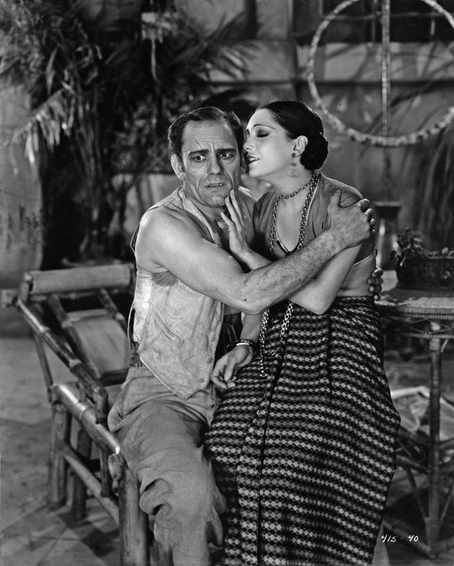 Where East Is East - Film - Lon Chaney, Lupe Velez