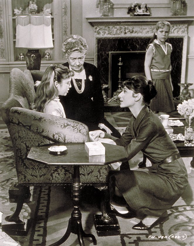 Infam - Filmfotos - Veronica Cartwright, Fay Bainter, Audrey Hepburn, Karen Balkin