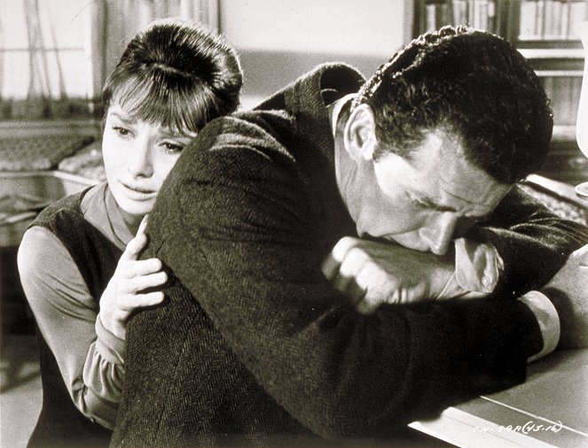 Infam - Filmfotos - Audrey Hepburn, James Garner