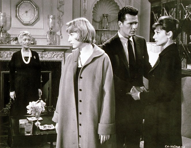 Végzetes rágalom - Filmfotók - Fay Bainter, Shirley MacLaine, James Garner, Audrey Hepburn