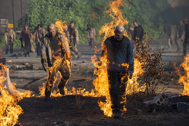 Walking Dead - Bez útočiska - Z filmu