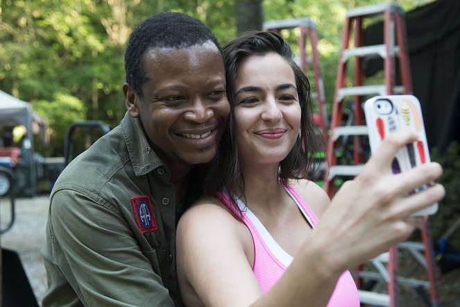 The Walking Dead - Four Walls and a Roof - Making of - Lawrence Gilliard Jr., Alanna Masterson