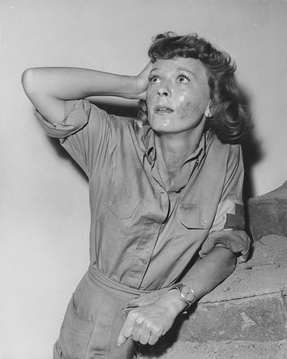 Cry 'Havoc' - Werbefoto - Margaret Sullavan