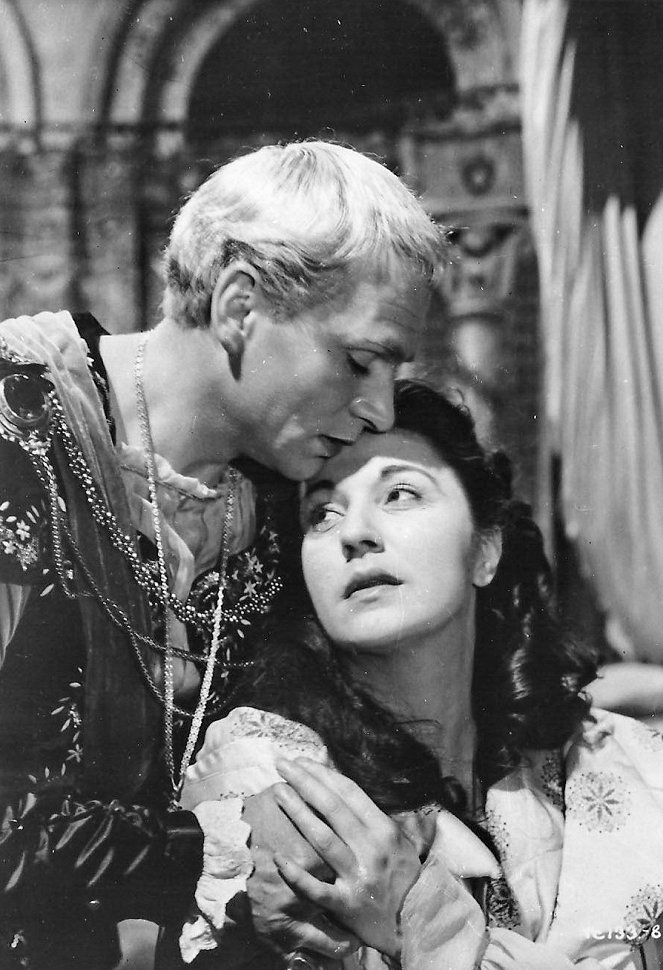 Hamlet - Kuvat elokuvasta - Laurence Olivier, Eileen Herlie