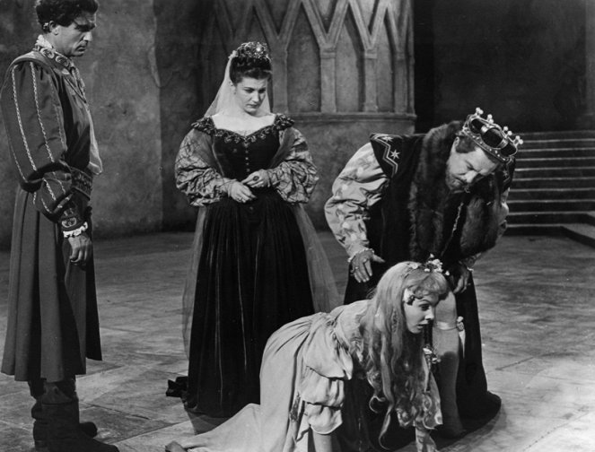 Hamlet - Do filme - Norman Wooland, Eileen Herlie, Jean Simmons, Basil Sydney