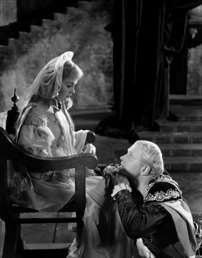 Hamlet - Filmfotos - Jean Simmons, Laurence Olivier