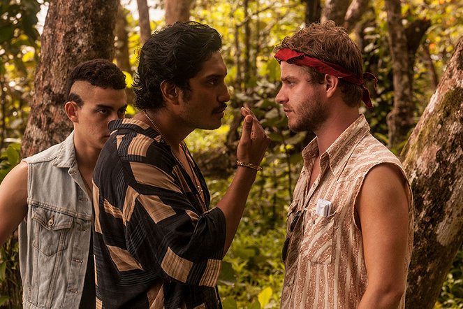 Escobar: Paraíso perdido - De la película - Tenoch Huerta, Brady Corbet