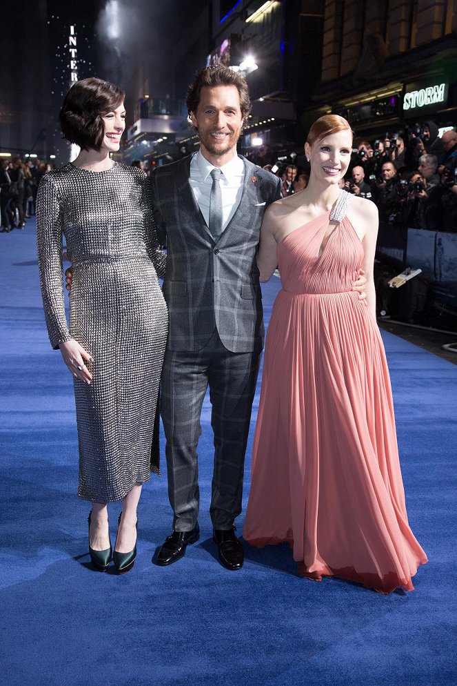 Interstellar - Events - Anne Hathaway, Matthew McConaughey, Jessica Chastain