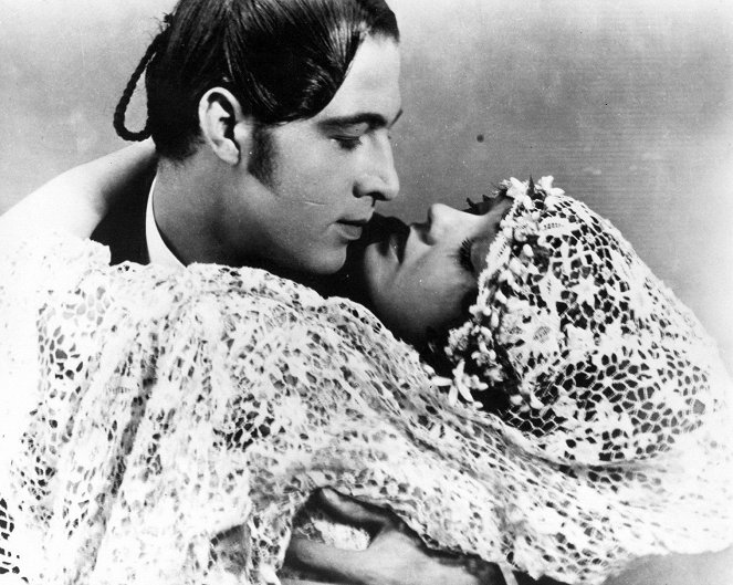 Blood and Sand - Z filmu - Rudolph Valentino, Lila Lee