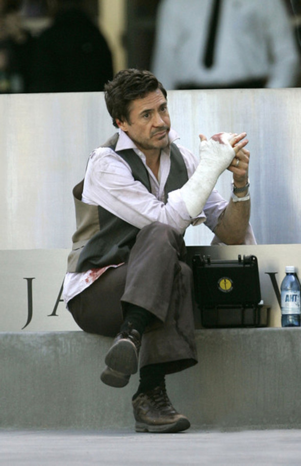 Due Date - Van de set - Robert Downey Jr.