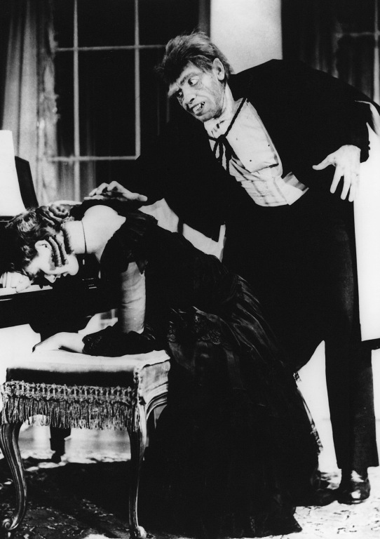 Dr. Jekyll und Mr. Hyde - Filmfotos - Rose Hobart, Fredric March