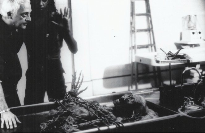The Return of the Living Dead - Photos - Don Calfa, Miguel A. Núńez Jr.