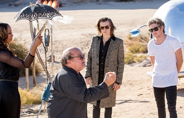 One Direction - Steal My Girl - Photos