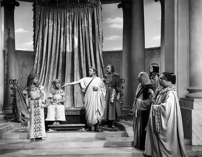 Caesar a Kleopatra - Z filmu - Vivien Leigh, Claude Rains, Cecil Parker, Francis L. Sullivan