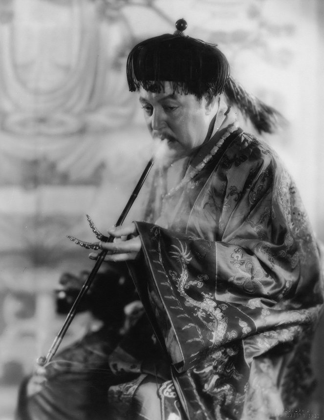 The Mysterious Dr. Fu Manchu - Kuvat elokuvasta - Warner Oland