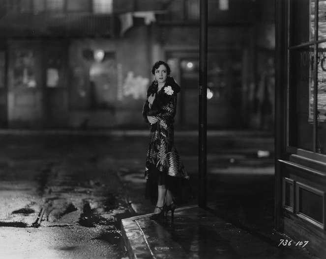 Chinatown Nights - De la película - Florence Vidor