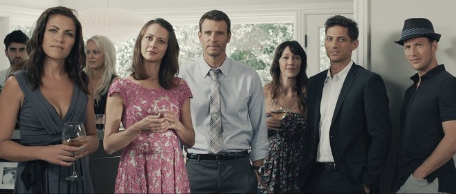 Let's Kill Ward's Wife - Do filme - Dagmara Dominczyk, Amy Acker, Scott Foley, James Carpinello, Patrick Wilson
