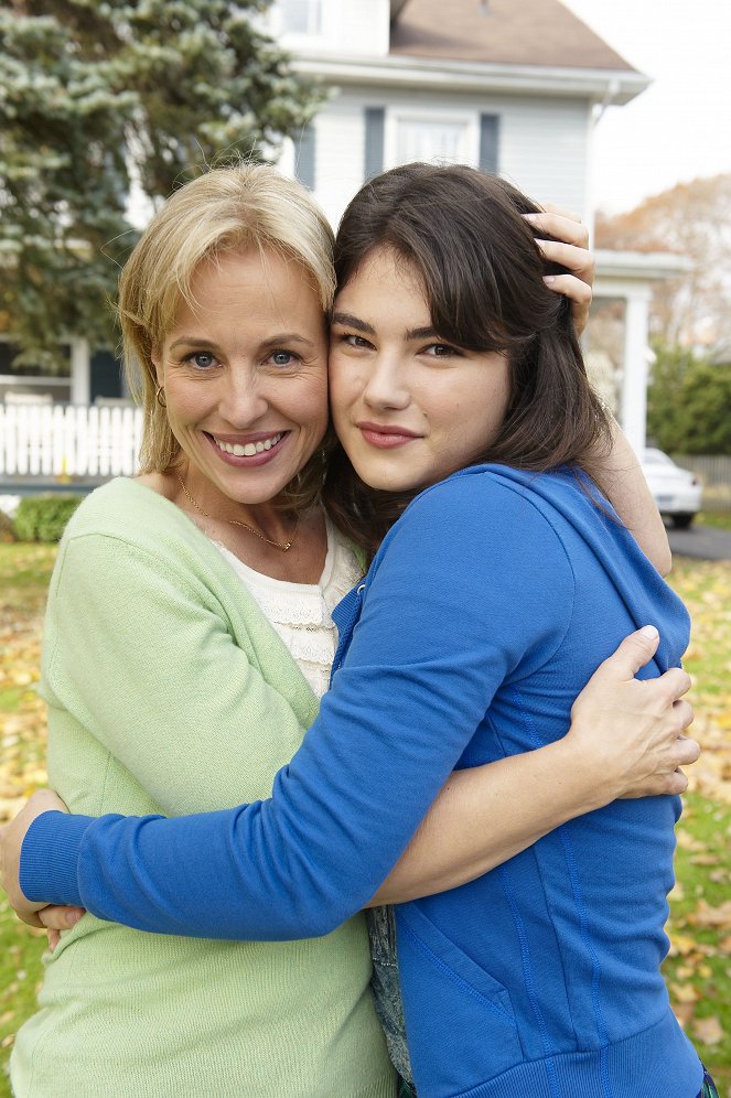 Taking a Chance on Love - Werbefoto - Genie Francis, Katie Boland