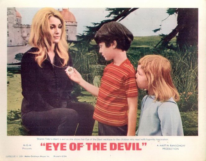 Eye of the Devil - Fotosky - Sharon Tate