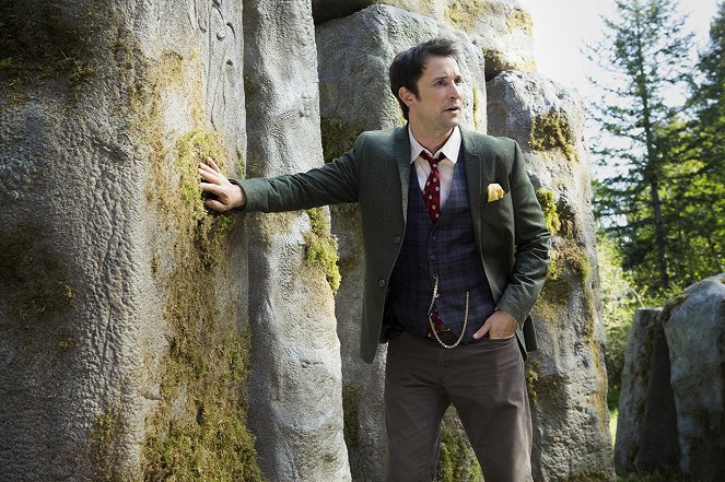 The Librarians - And the Crown of King Arthur - Photos - Noah Wyle
