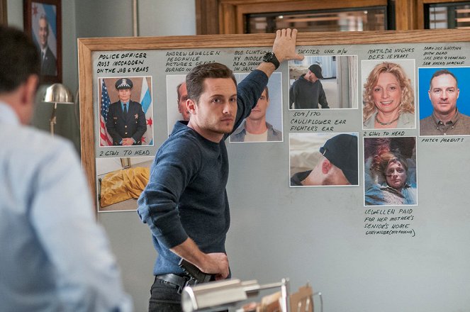 Chicago P.D. - They'll Have to Go Through Me - Do filme - Jesse Lee Soffer